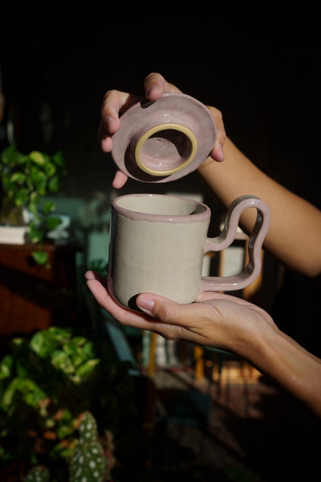 Caneca Ana Paula  - ateliê de cerâmica em Goiânia