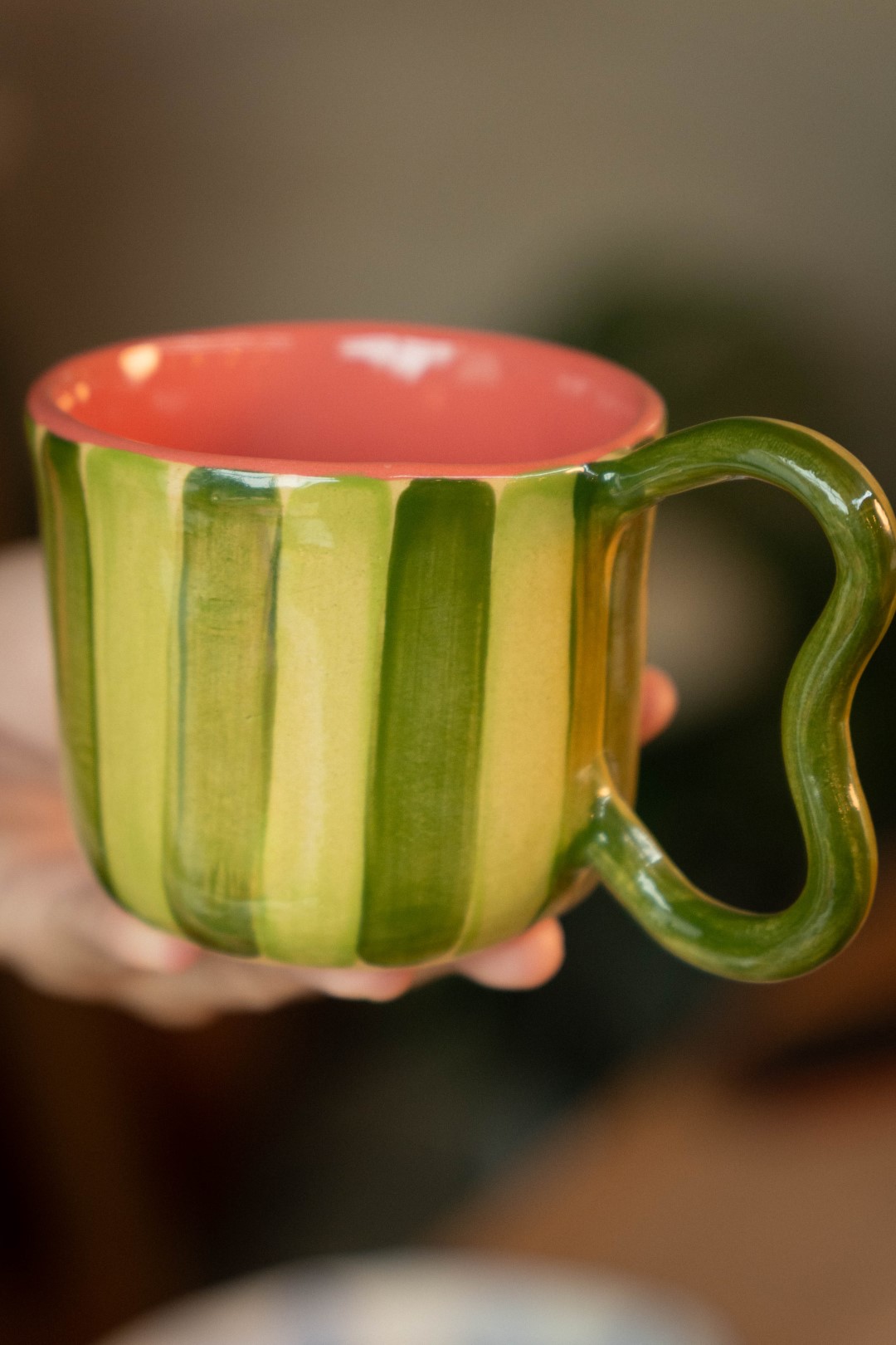 Caneca melancia  - ateliê de cerâmica em Goiânia